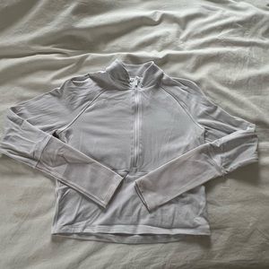 Lululemon Cropped Half Zip